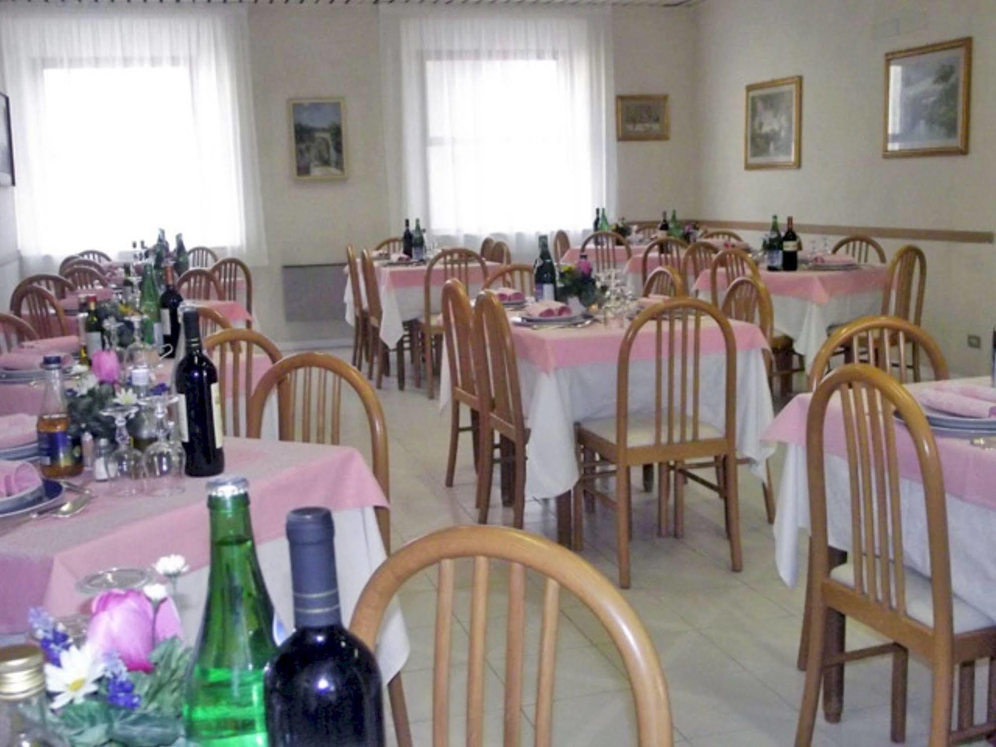 Albergo Giglio Chianciano Terme Kültér fotó