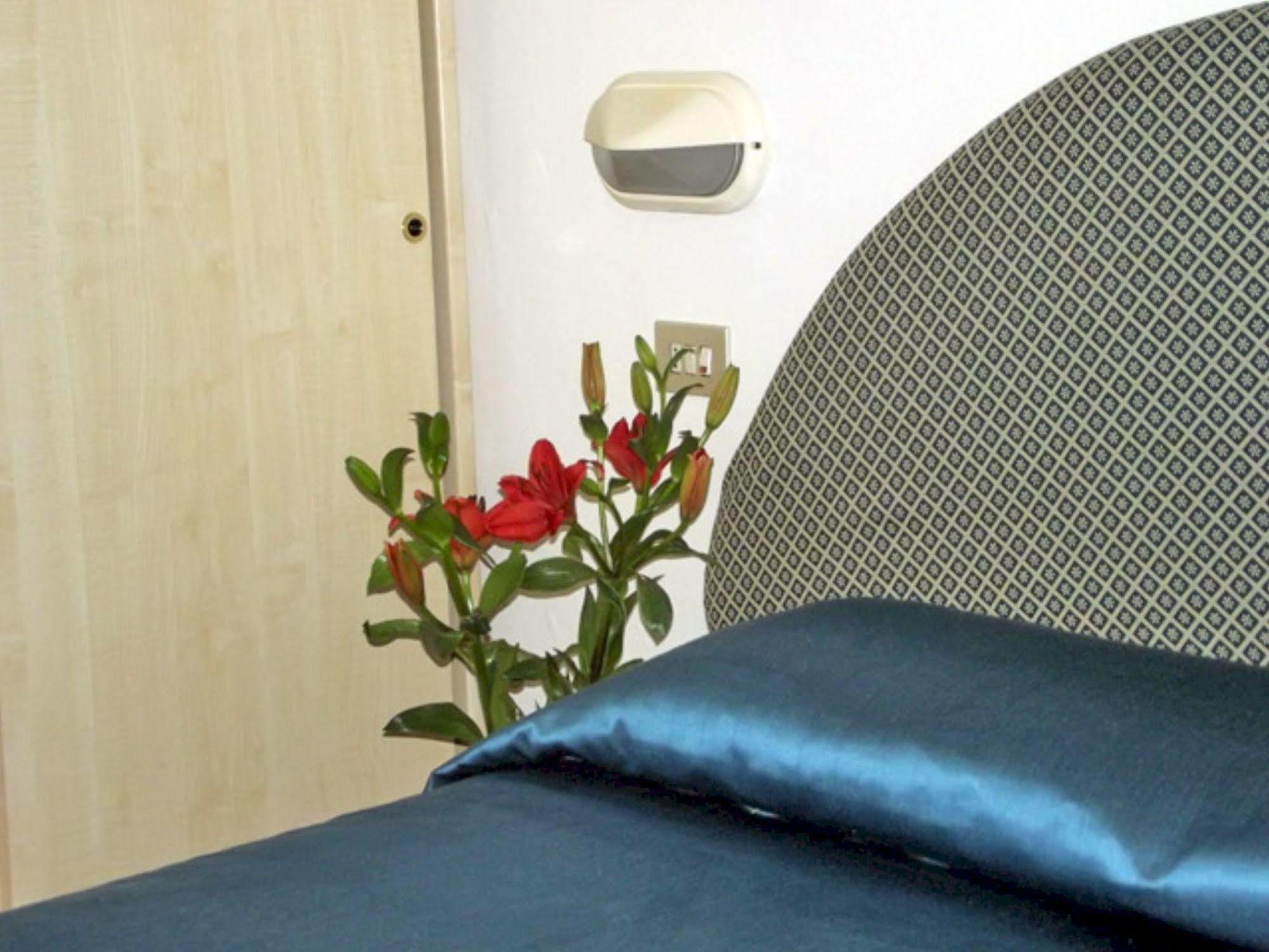 Albergo Giglio Chianciano Terme Kültér fotó