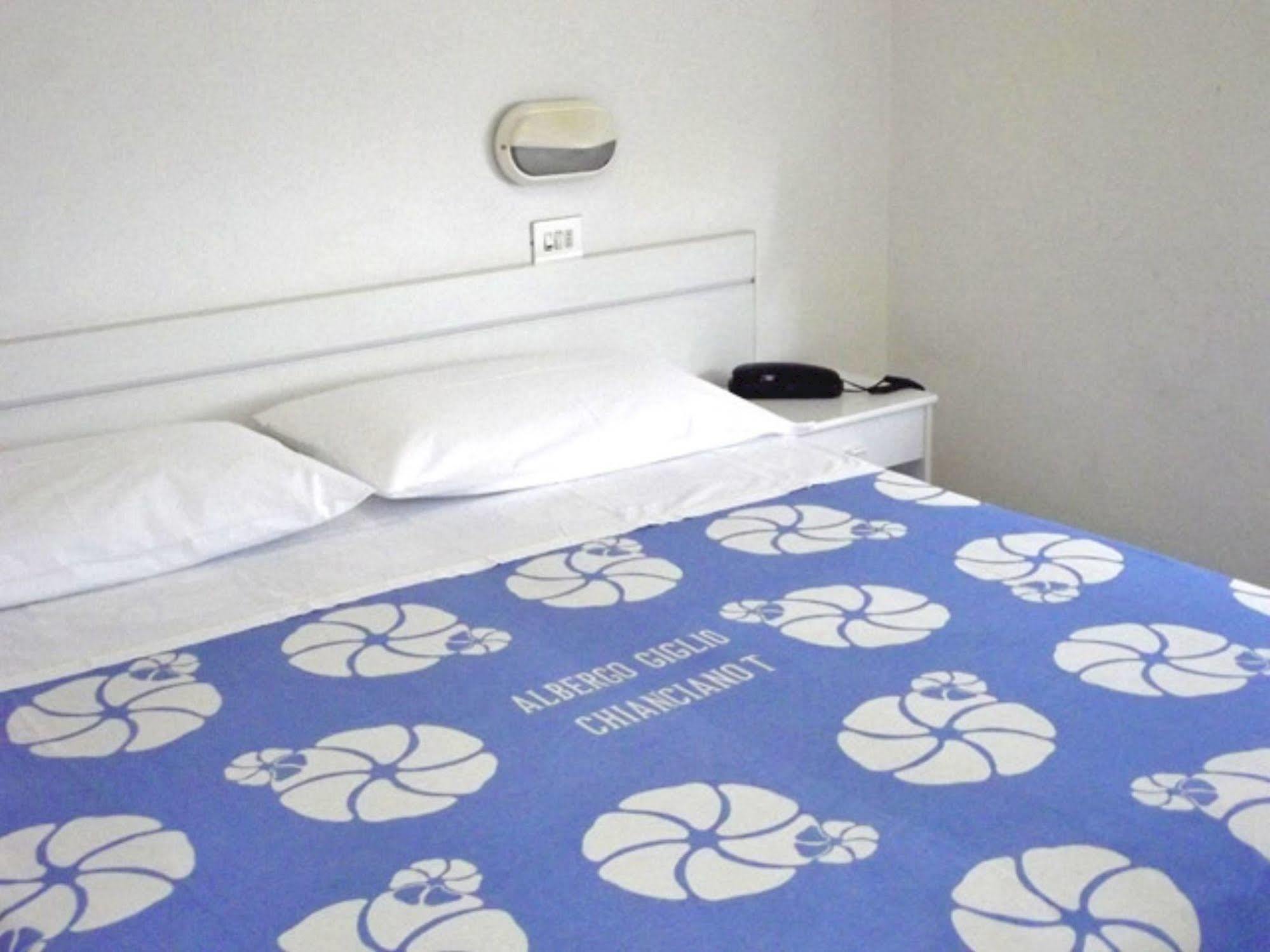 Albergo Giglio Chianciano Terme Kültér fotó